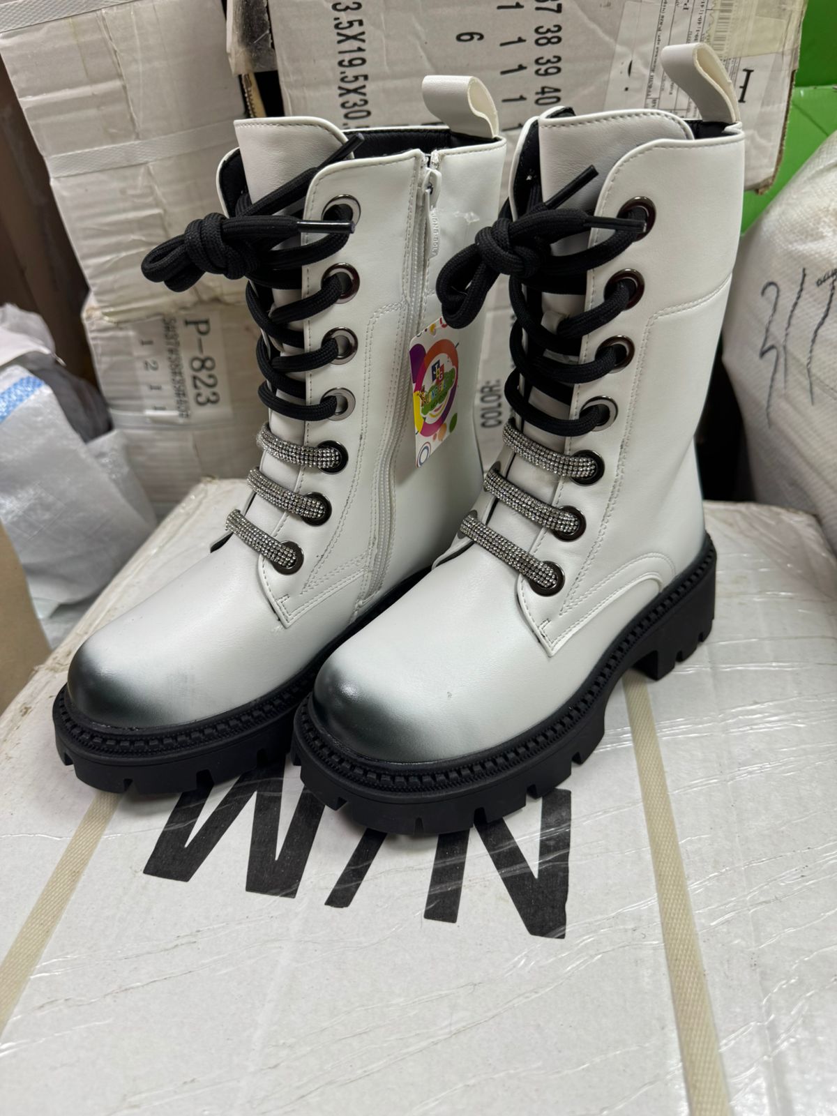 фото зимние ботинки для девочек оптом