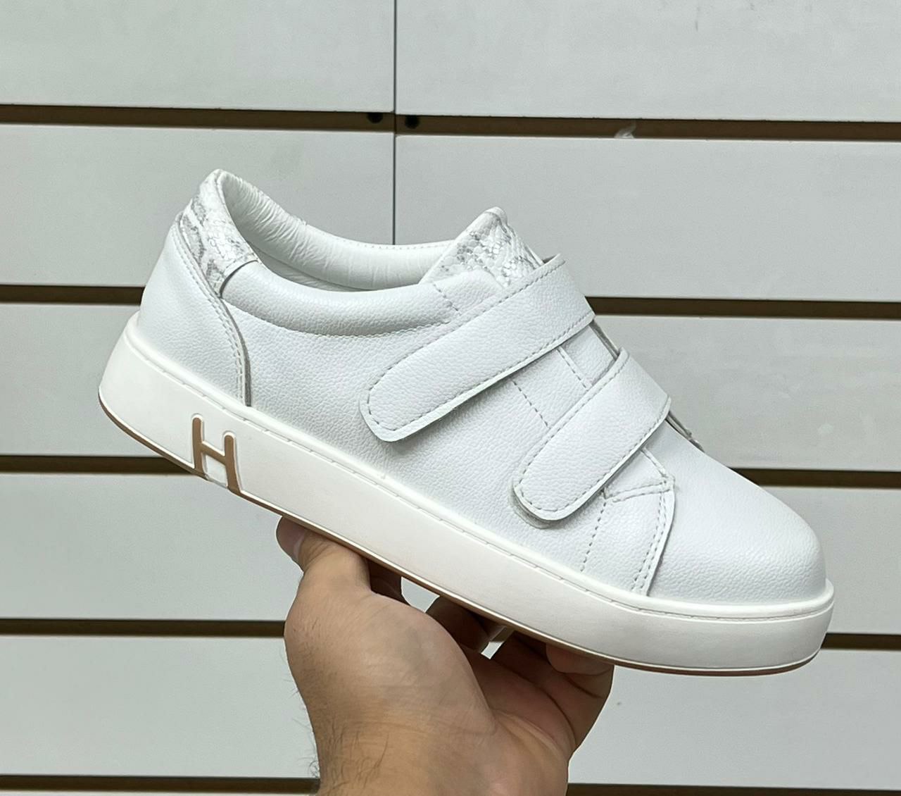 фото осенние женские кроссовки опт в России