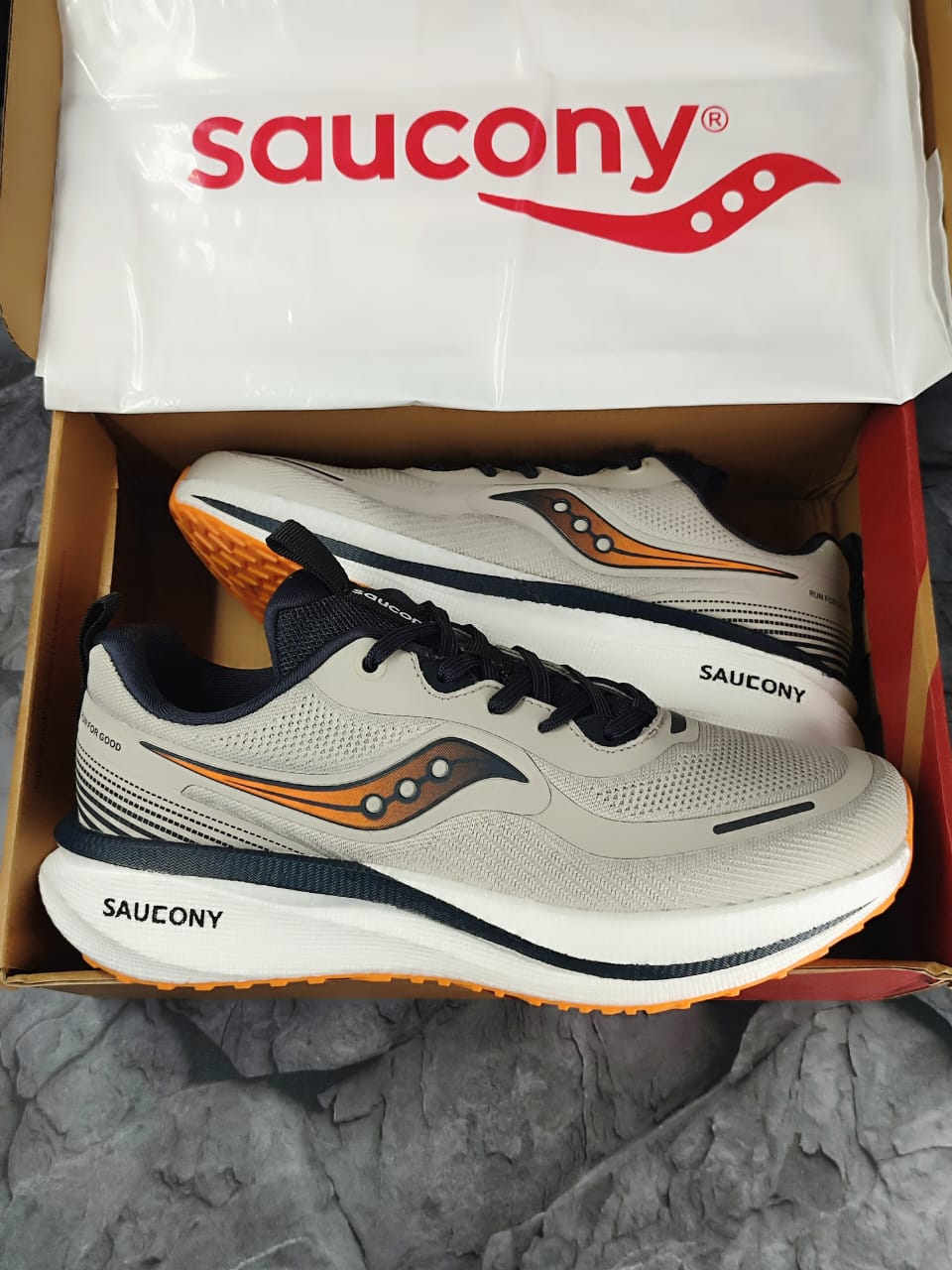 фото Мужские беговые кроссовки Saucony 139426 оптом с доставкой