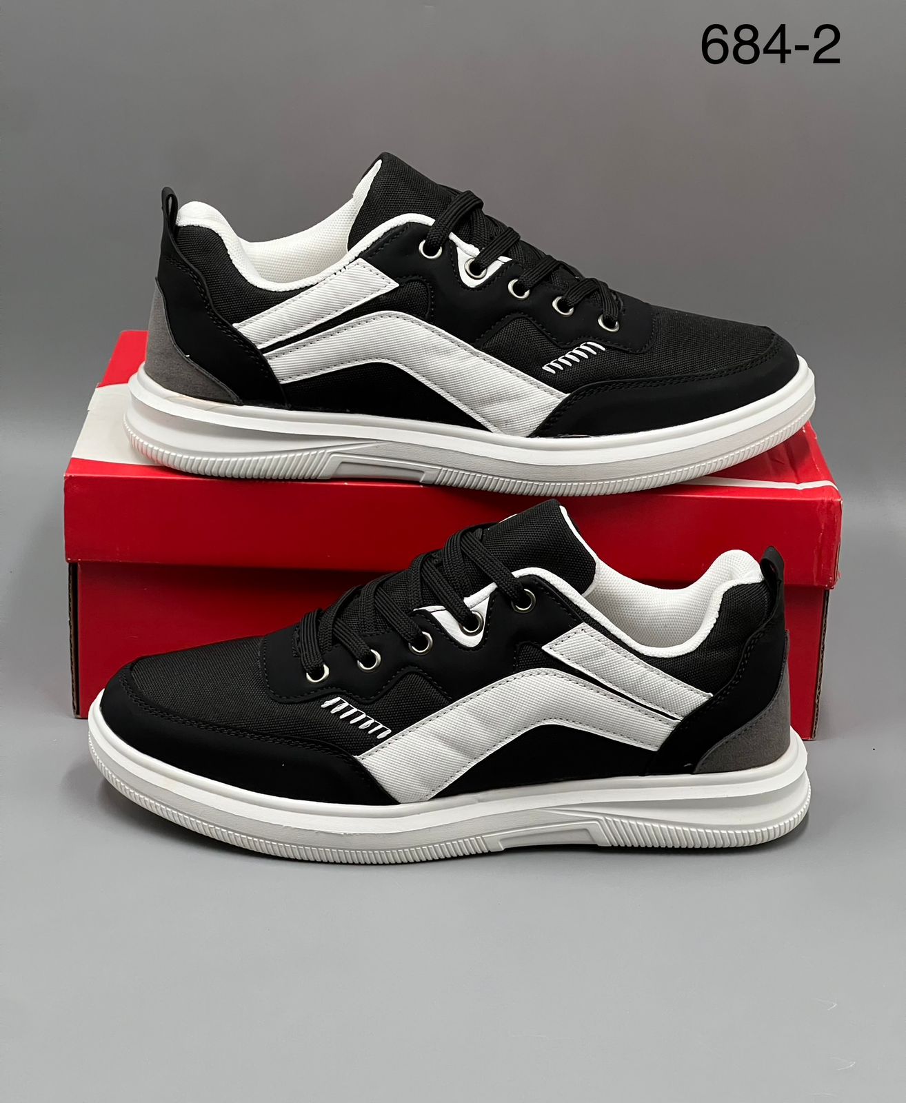 фото весенние мужские кроссовки оптом с доставкой