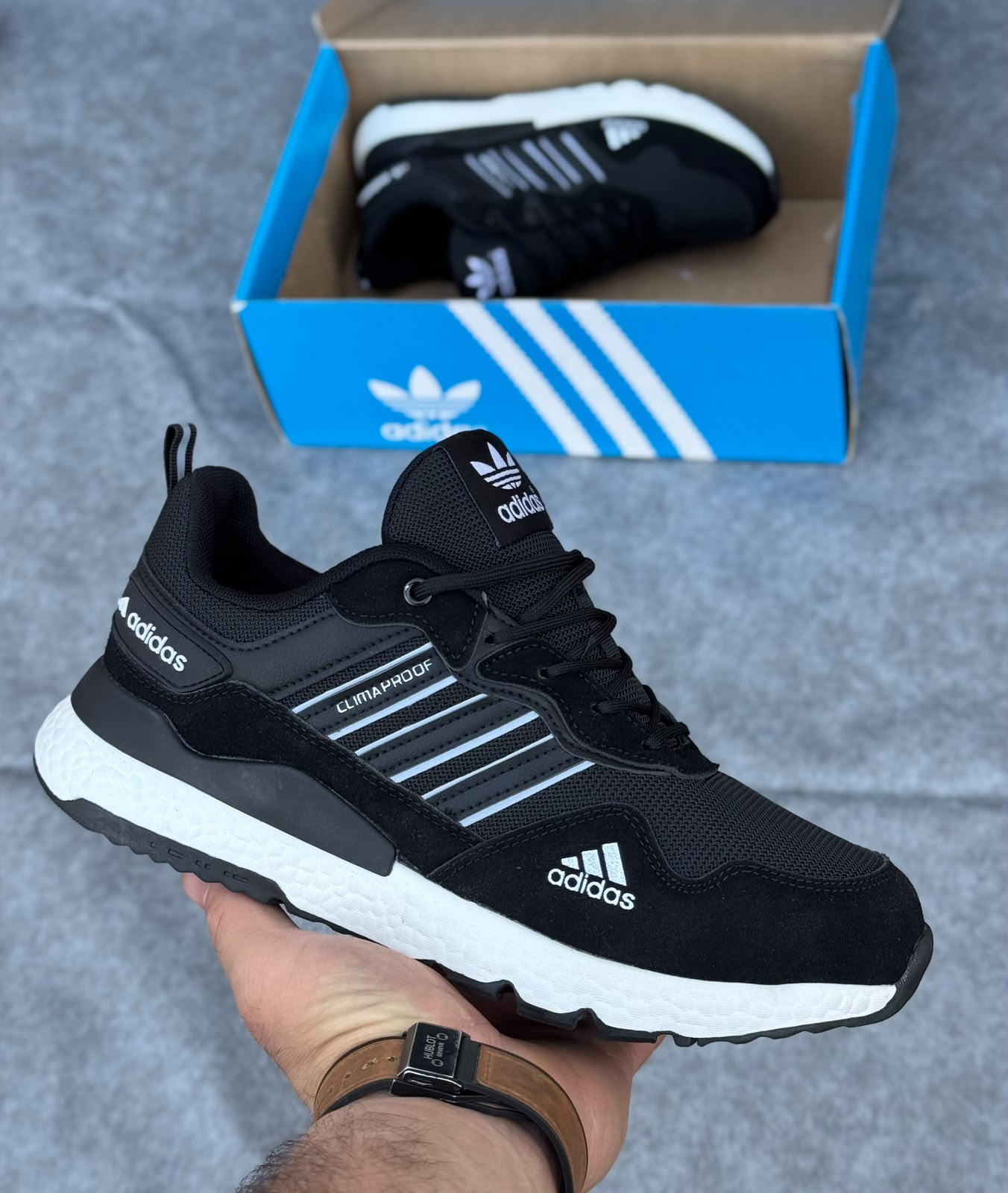 фото Мужские весенние кроссовки Adidas 285075 оптом с доставкой