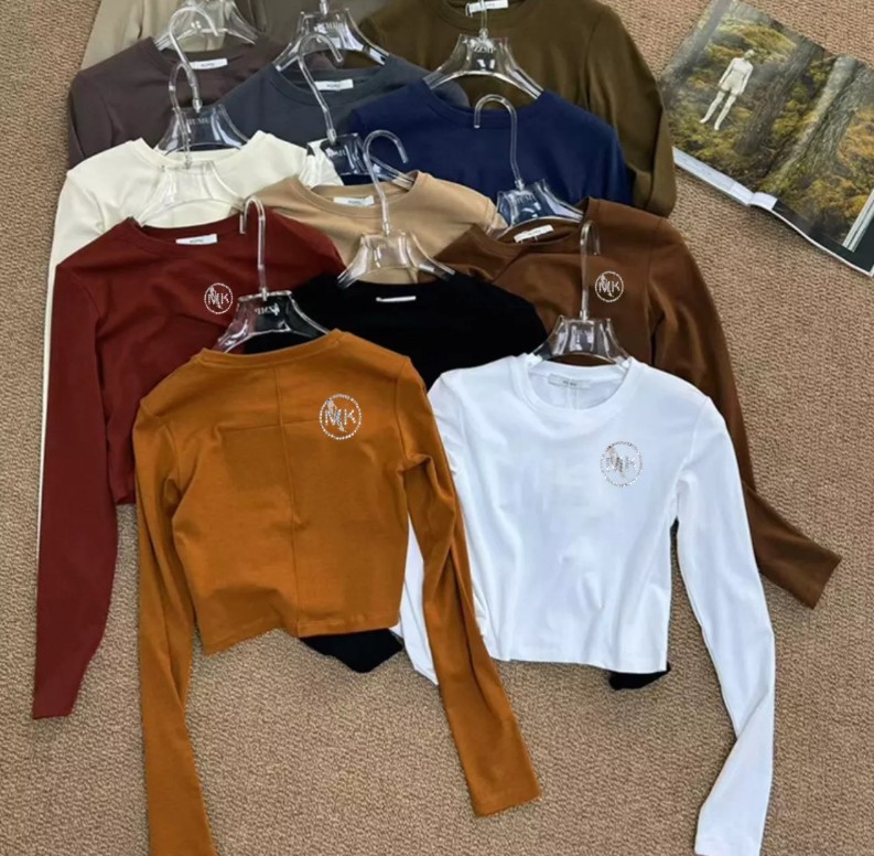 картинка Кофта Без выбора цвета от магазина Одежда+