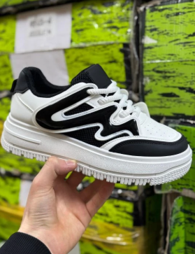 фото весенние женские кроссовки оптом