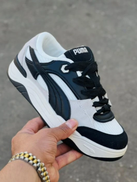 фото весенние женские кроссовки оптом