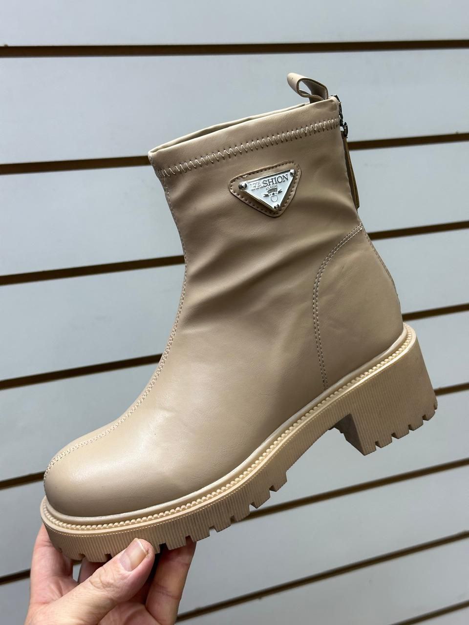 фото весенние женские ботинки оптом