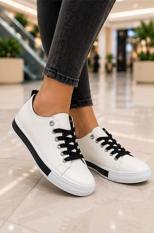 фото женские белые sneakers 955486 оптом