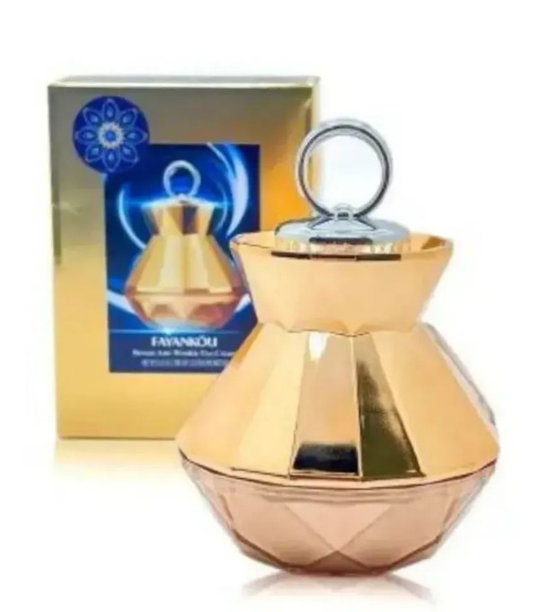 картинка Осветляющий крем для области вокруг глаз с массажером от магазина Одежда+