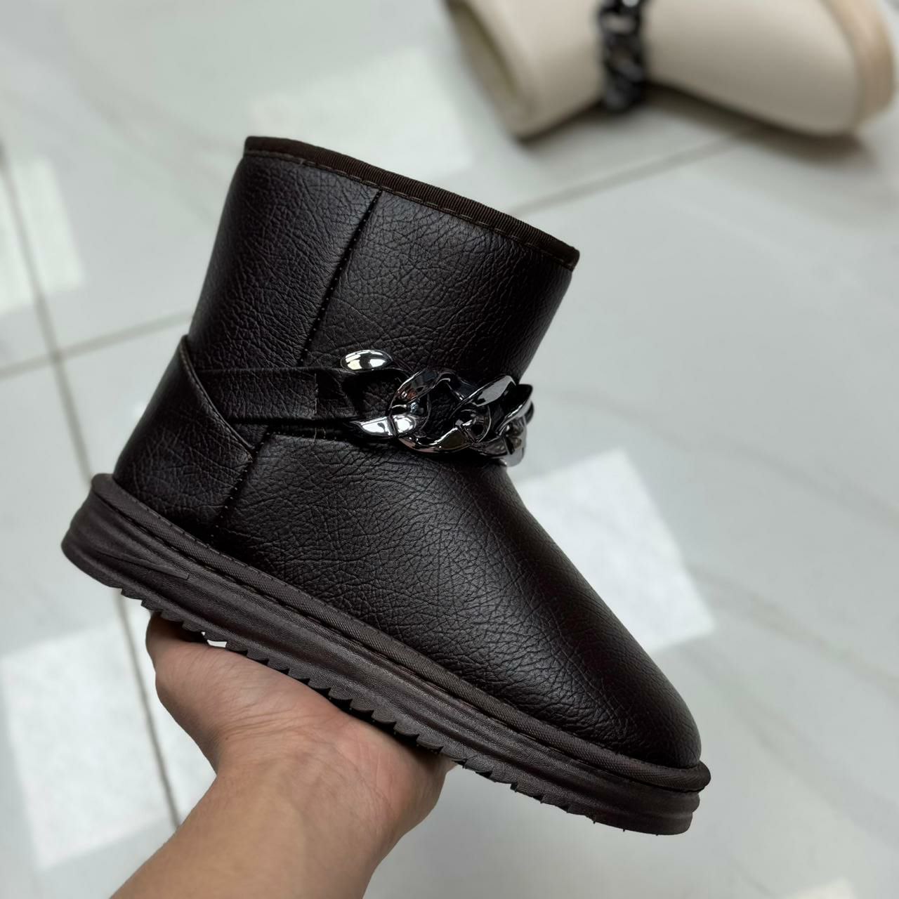 фото зимние женские угги оптом