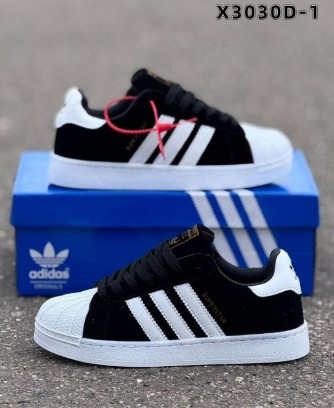 фото весенние женские кроссовки оптом