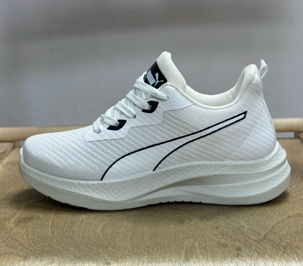 фото весенние женские кроссовки оптом