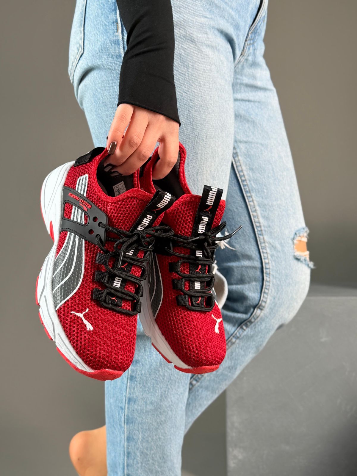 фото весенние женские кроссовки оптом