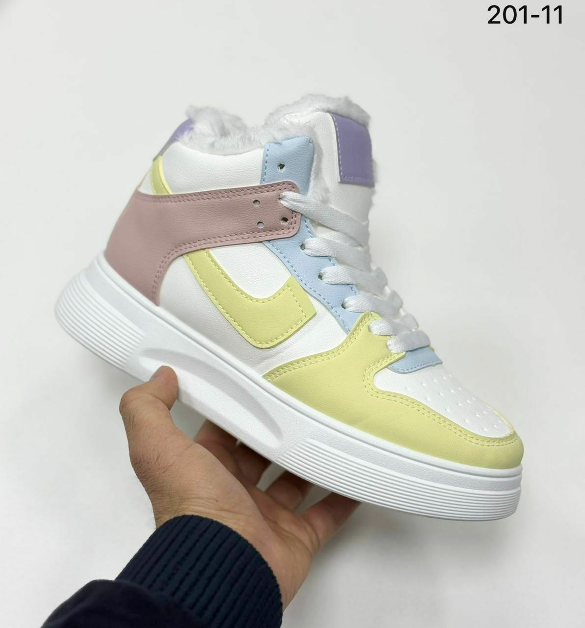 фото зимние женские кроссовки оптом с доставкой