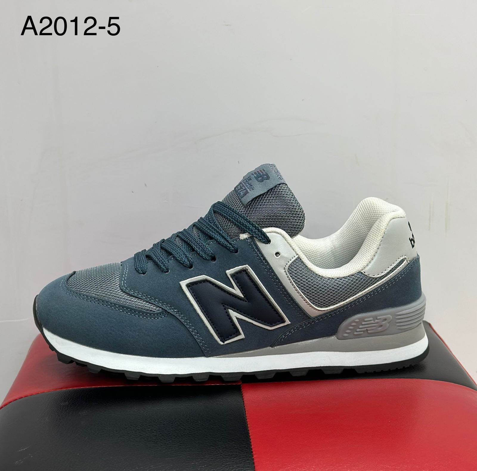 фото весенние мужские кроссовки оптом с доставкой