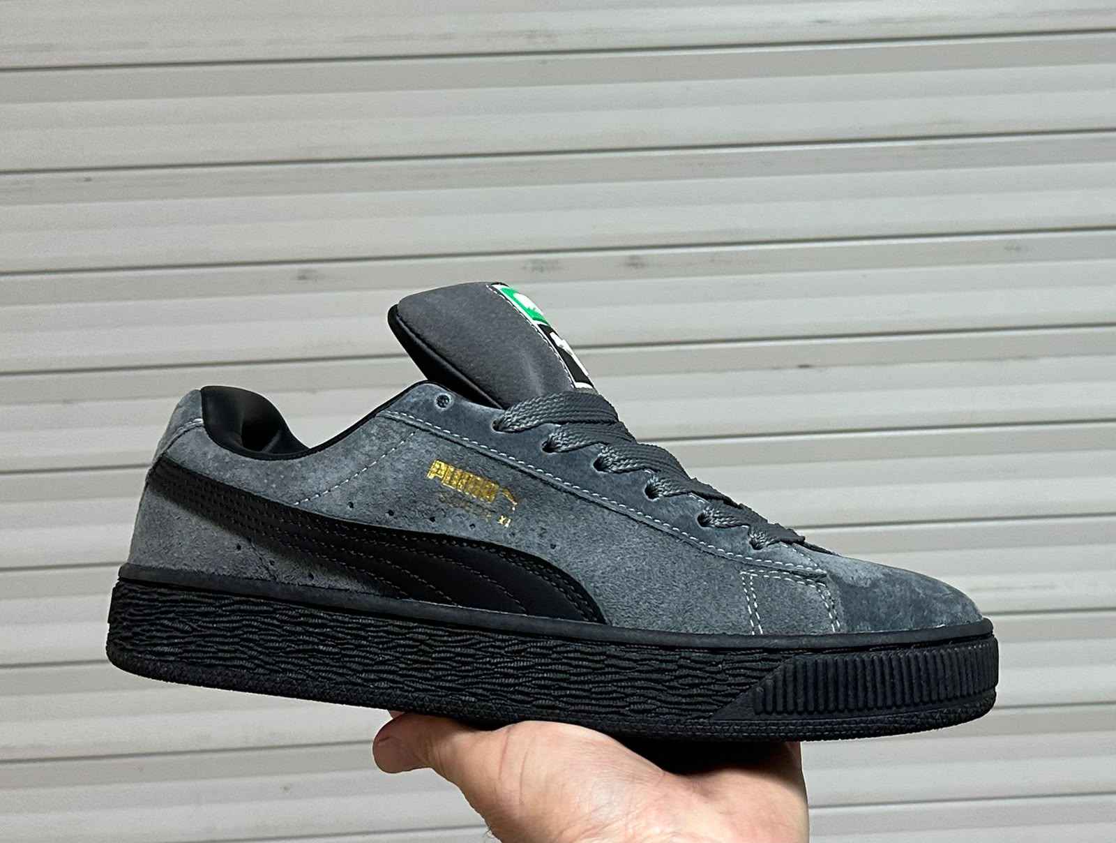 фото мужские осенние кроссовки puma suede 440452 оптом