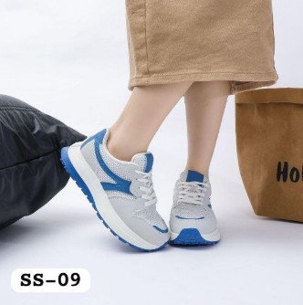 фото весенние женские кроссовки оптом