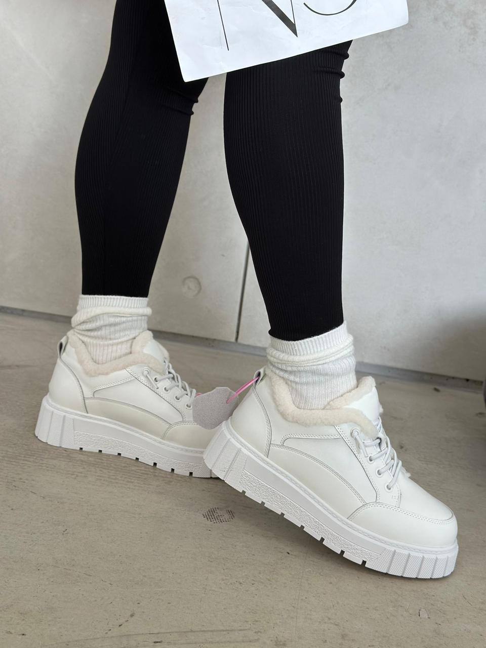 фото зимние женские кроссовки оптом с доставкой