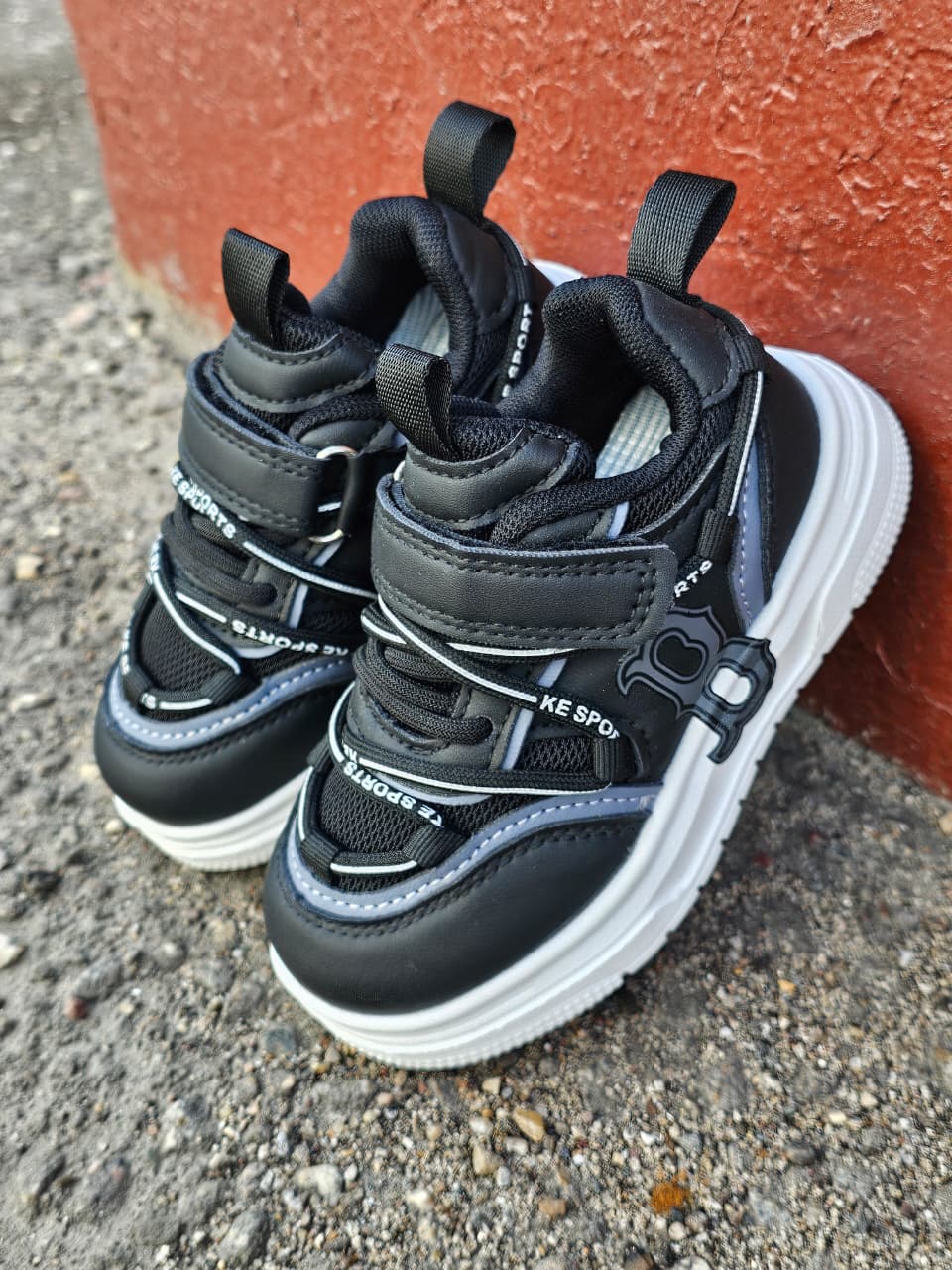 фото весенние кроссовки для мальчиков оптом