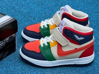 фото весенние кроссовки для девочек оптом