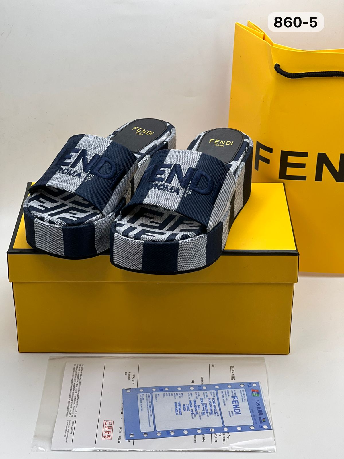 фото женские летние шлепки fendi 514766 оптом