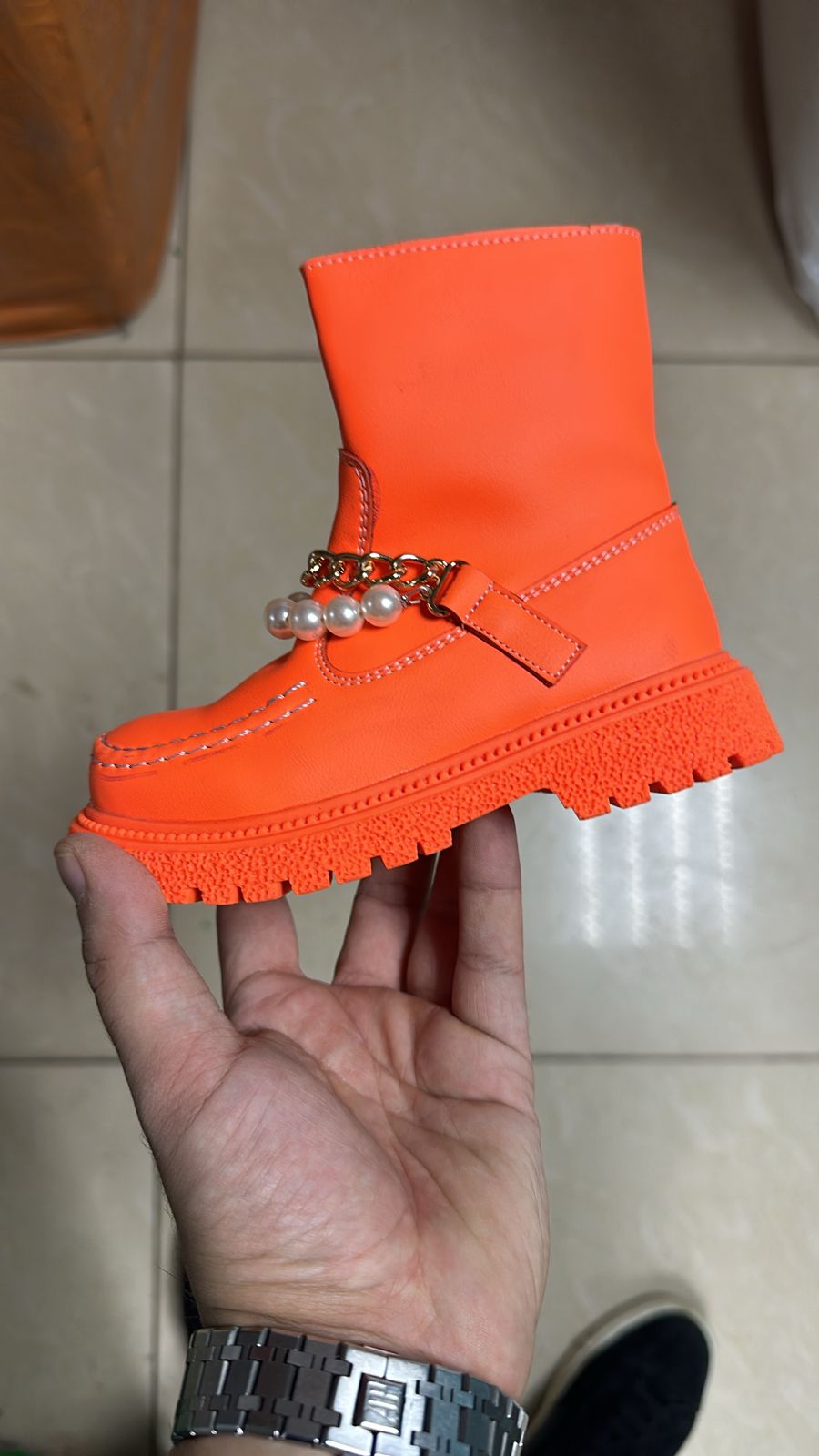 фото весенние сапоги для девочек оптом