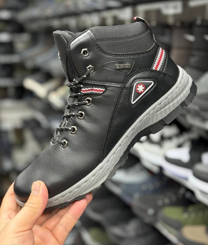 фото зимние мужские кроссовки оптом