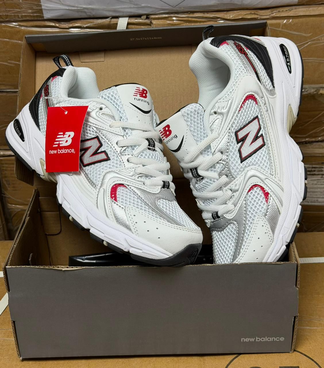 фото женские белые кроссовки new balance 492758 оптом