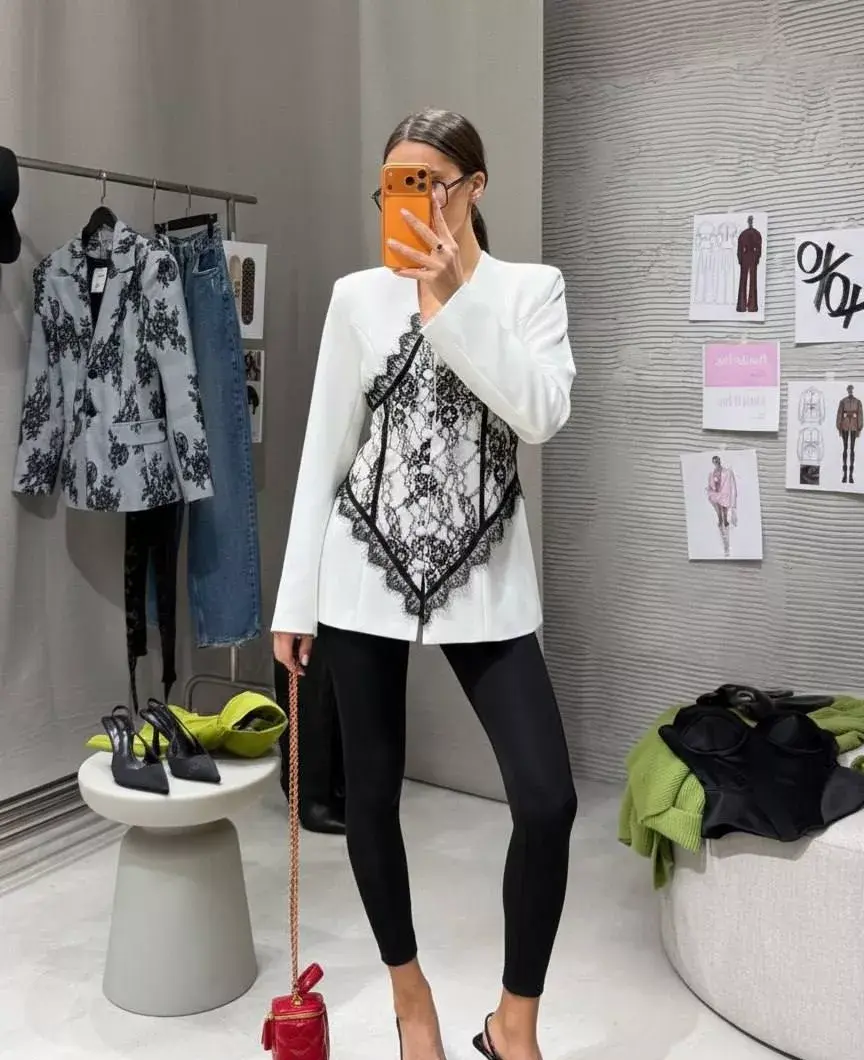 картинка Пиджак «Барби» — must have этого сезона!  от магазина Одежда+