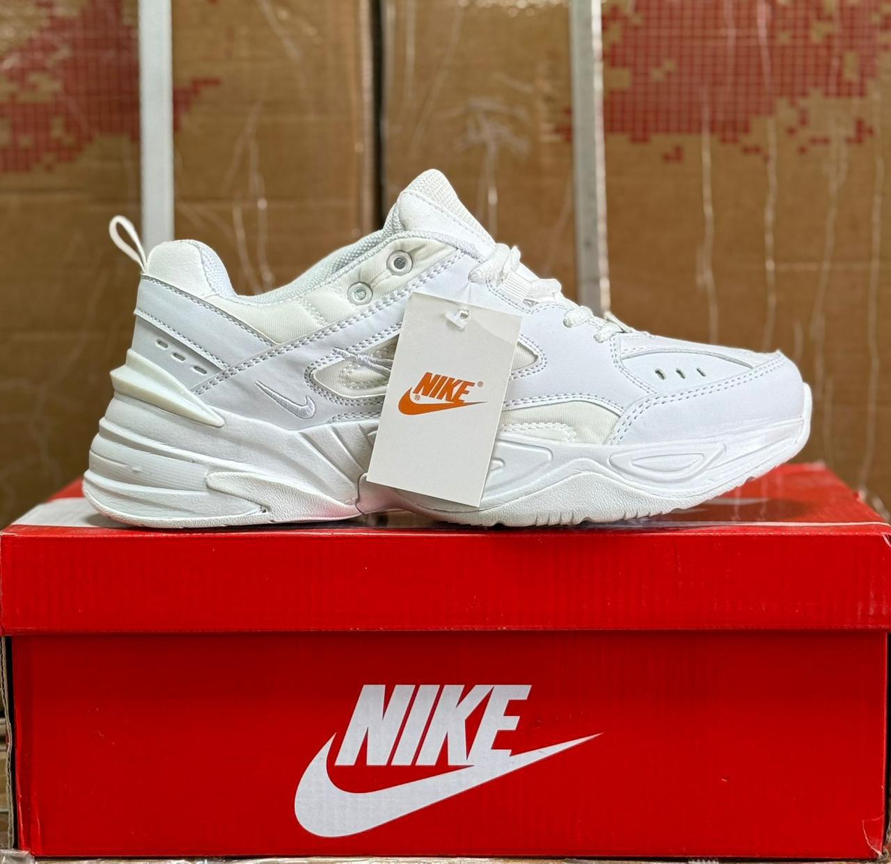 фото Мужские белые кроссовки Nike 575154 оптом с доставкой