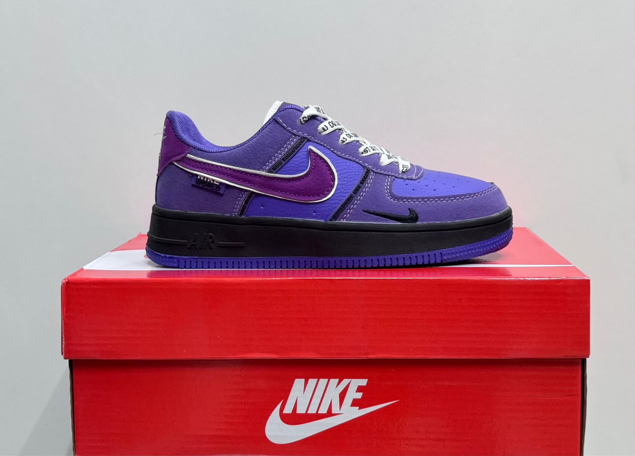 фото женские весенние кроссовки в стиле nike air force 914500 оптом