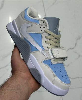 фото весенние мужские кроссовки оптом с доставкой