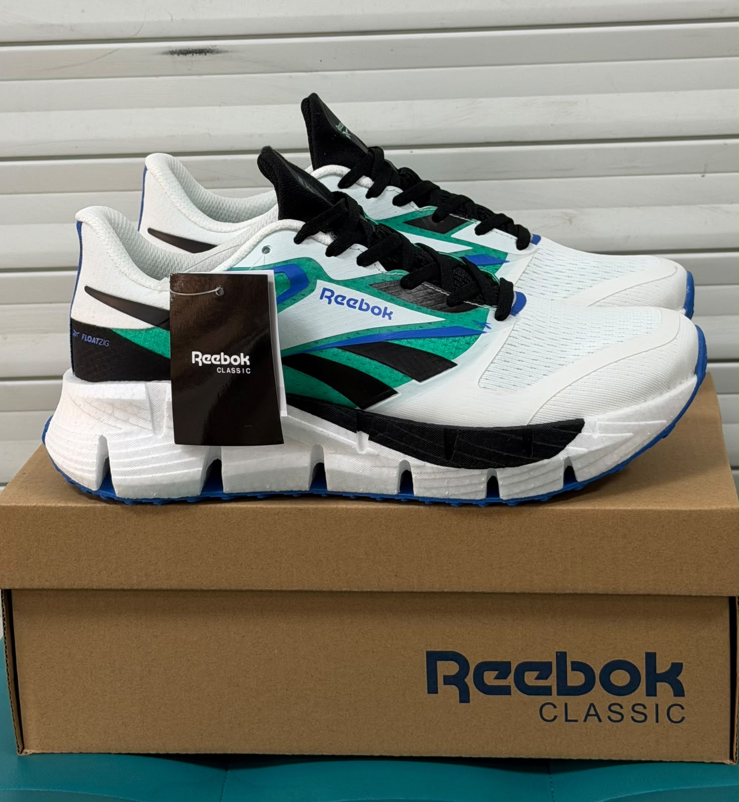фото мужские кроссовки reebok classic 903324 оптом