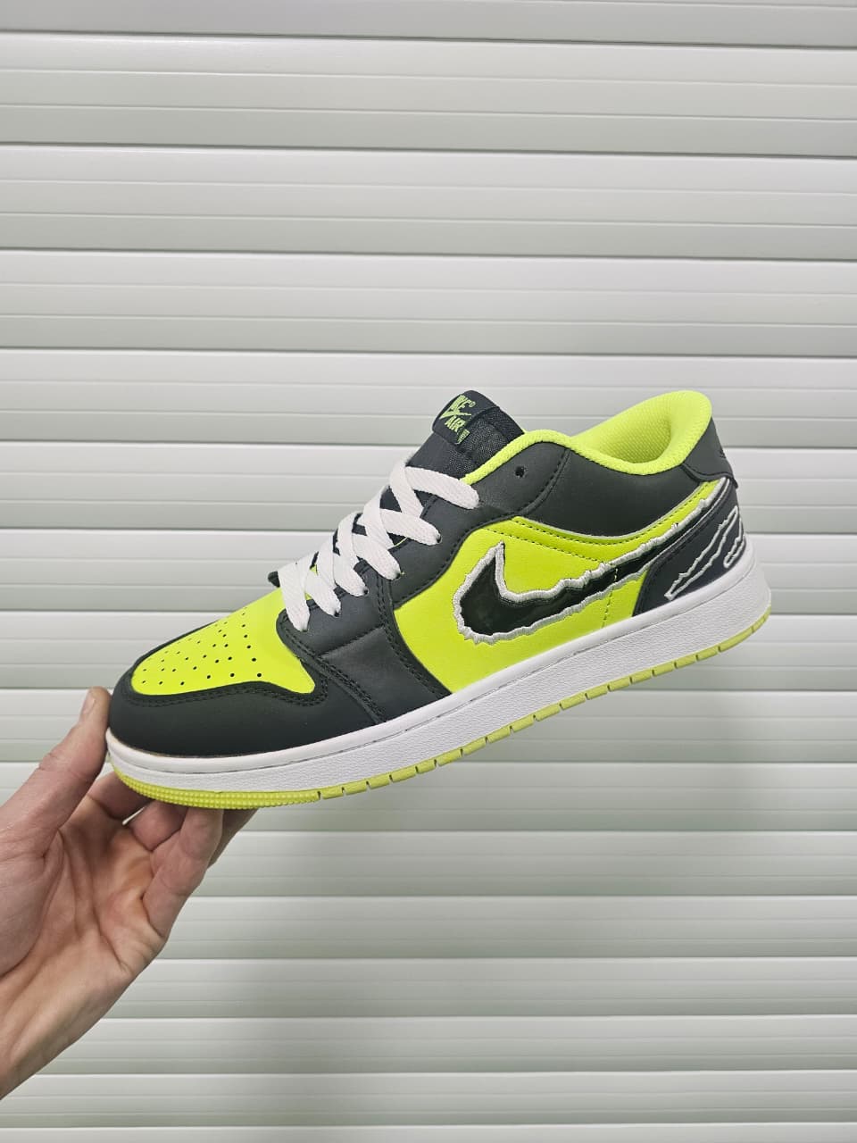 фото весенние мужские кроссовки оптом с доставкой