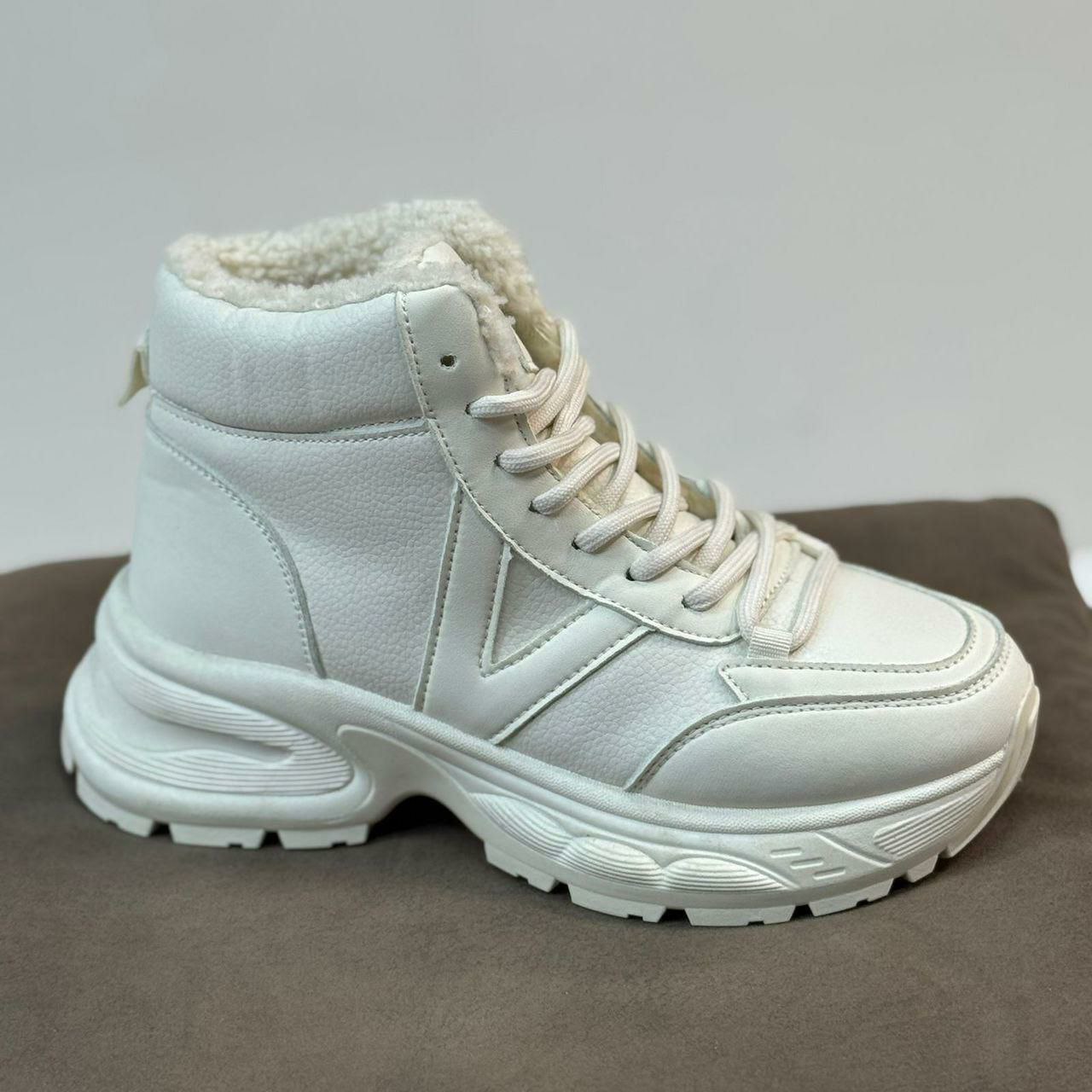 фото зимние женские кроссовки оптом с доставкой