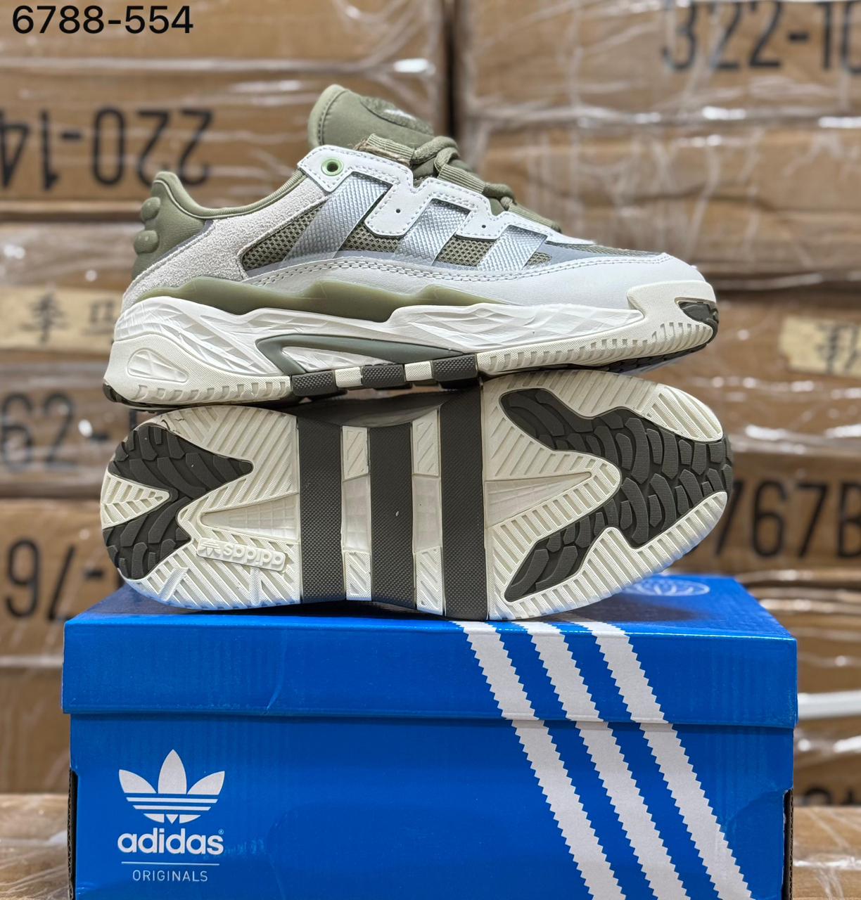 фото мужские кроссовки adidas 131601 оптом
