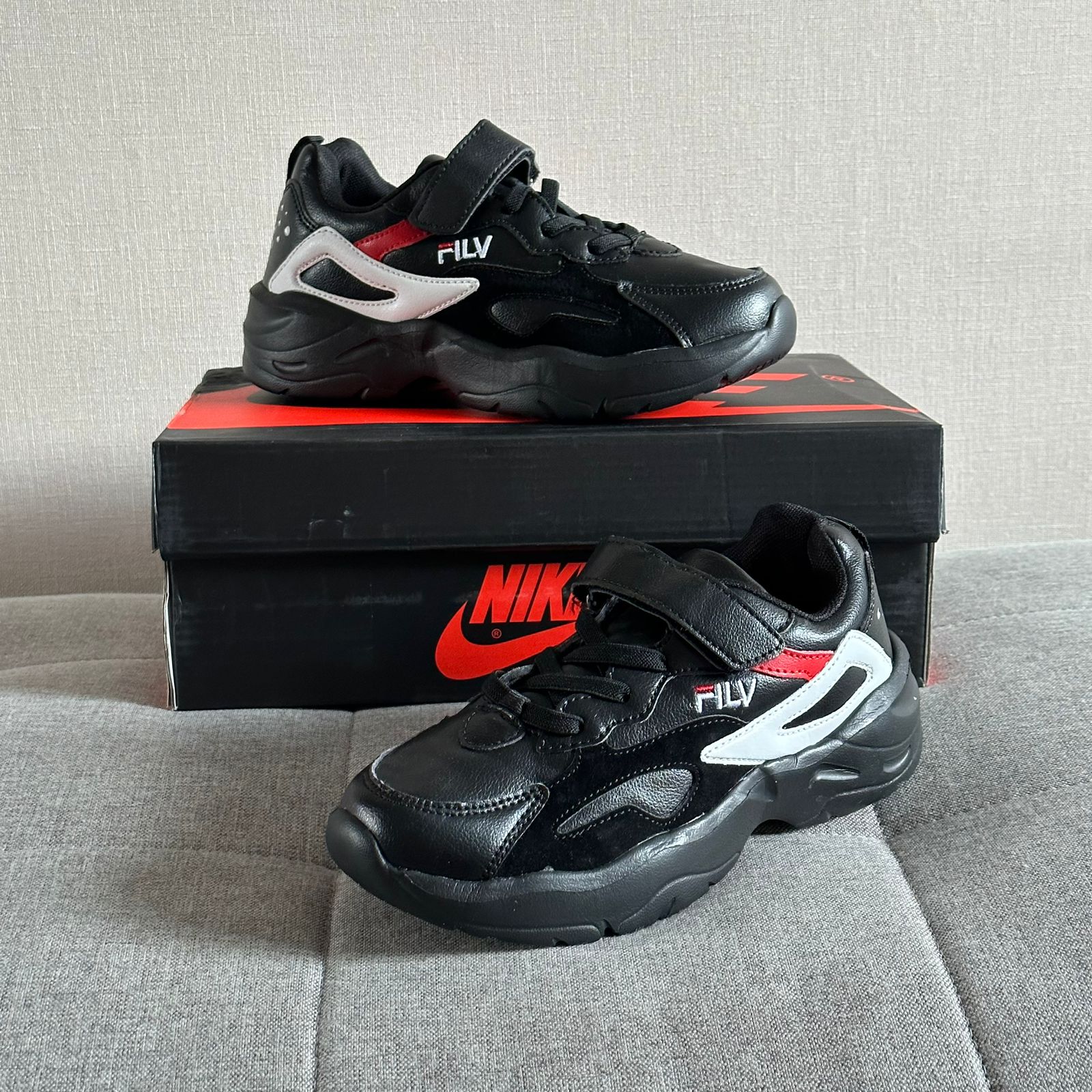 фото весенние кроссовки для мальчиков оптом