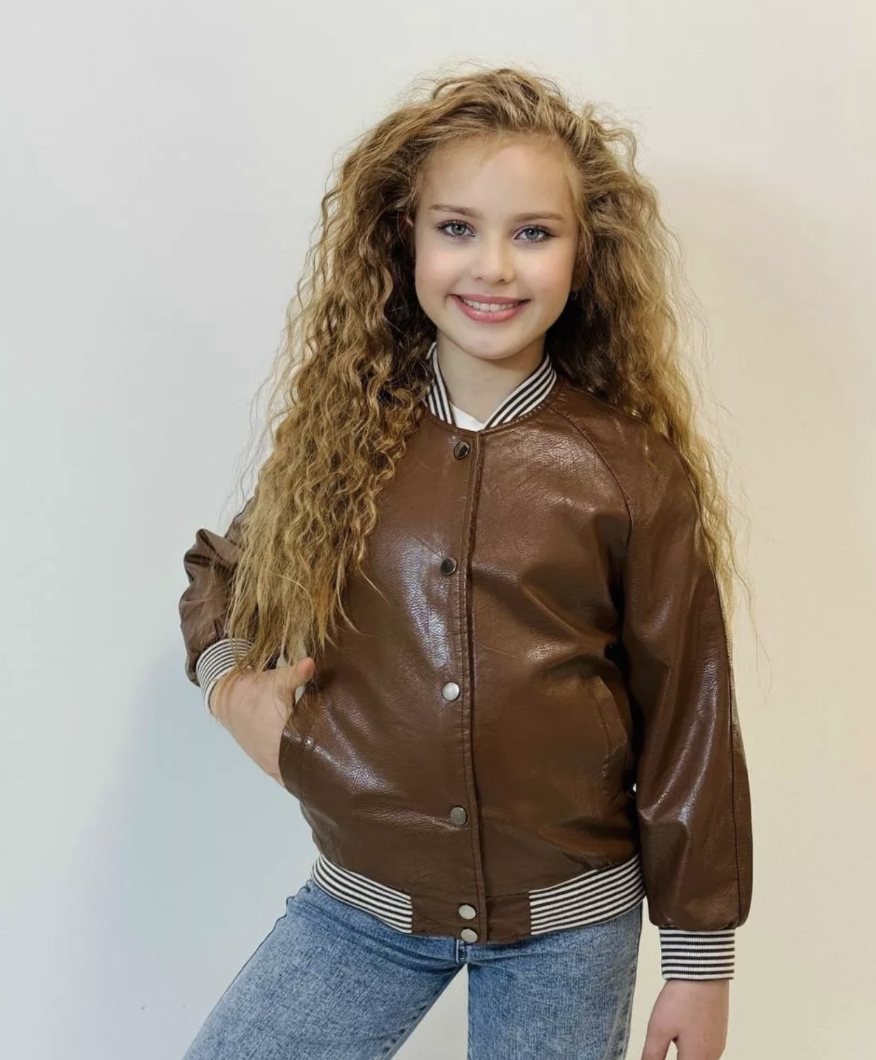 картинка Куртка от магазина Одежда+