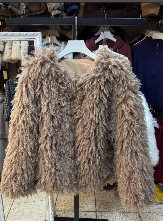 картинка Шуба от магазина Одежда+