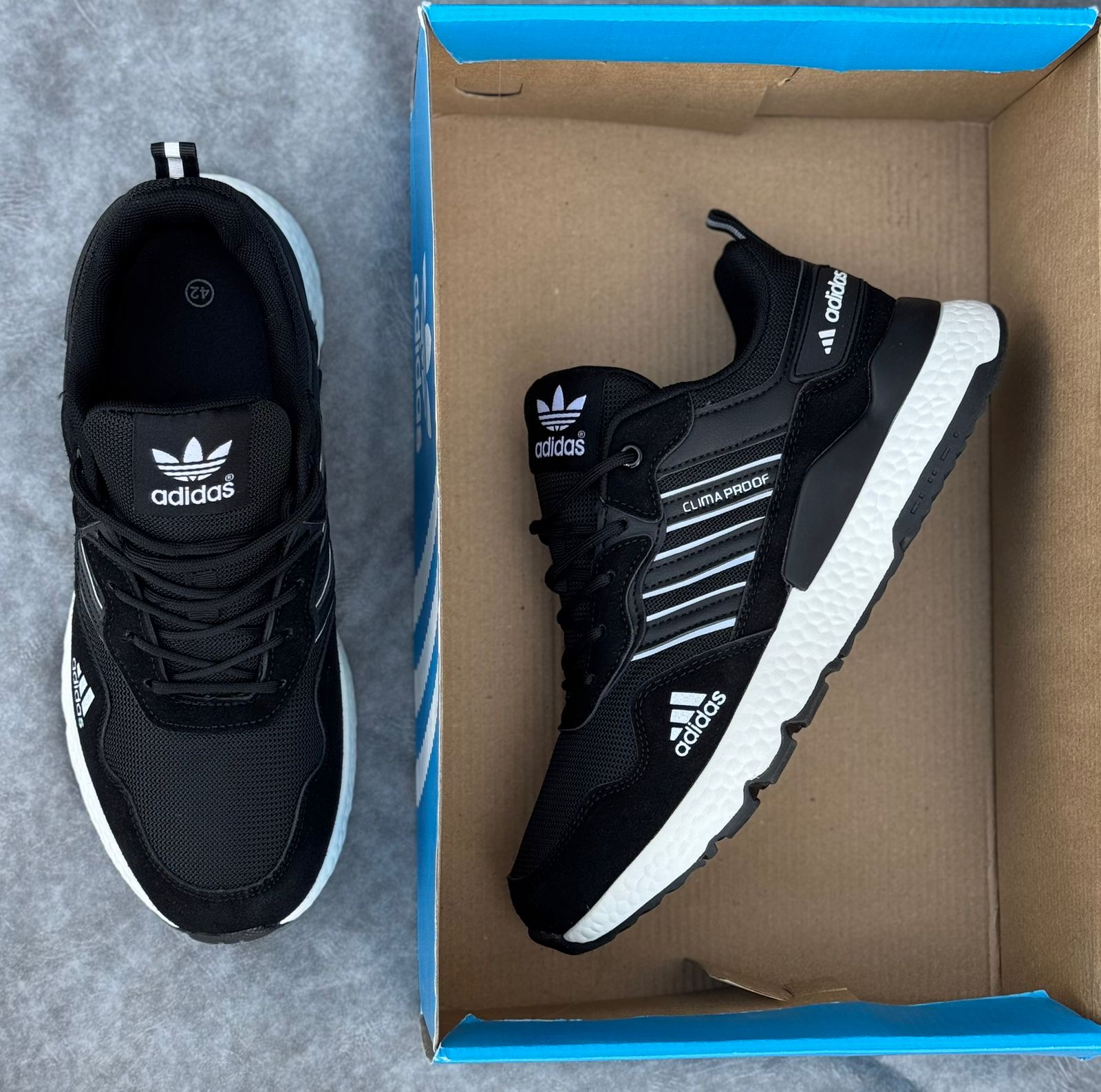 фото Мужские весенние кроссовки Adidas 308216 оптом с доставкой