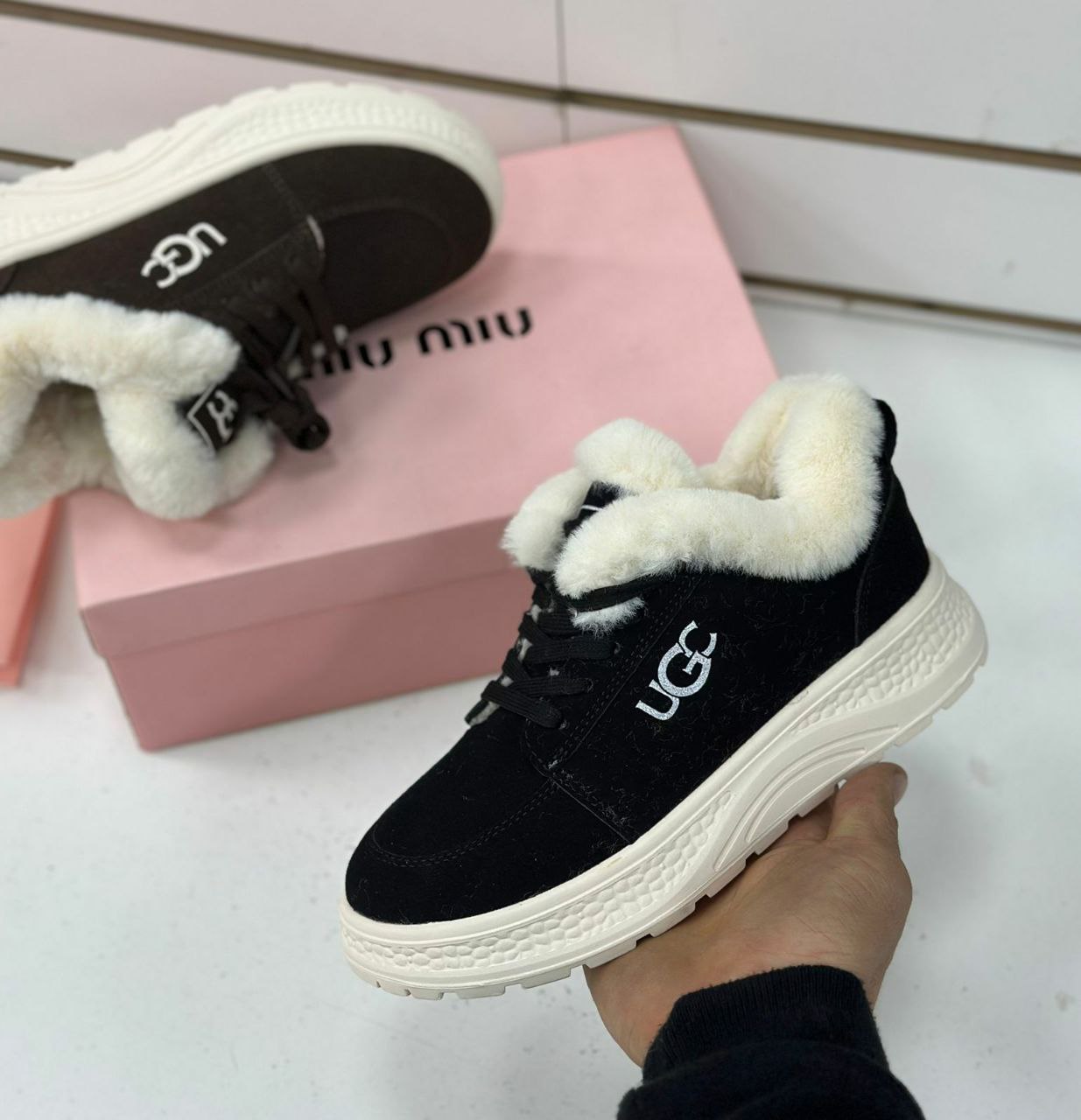 фото зимние женские кроссовки оптом с доставкой