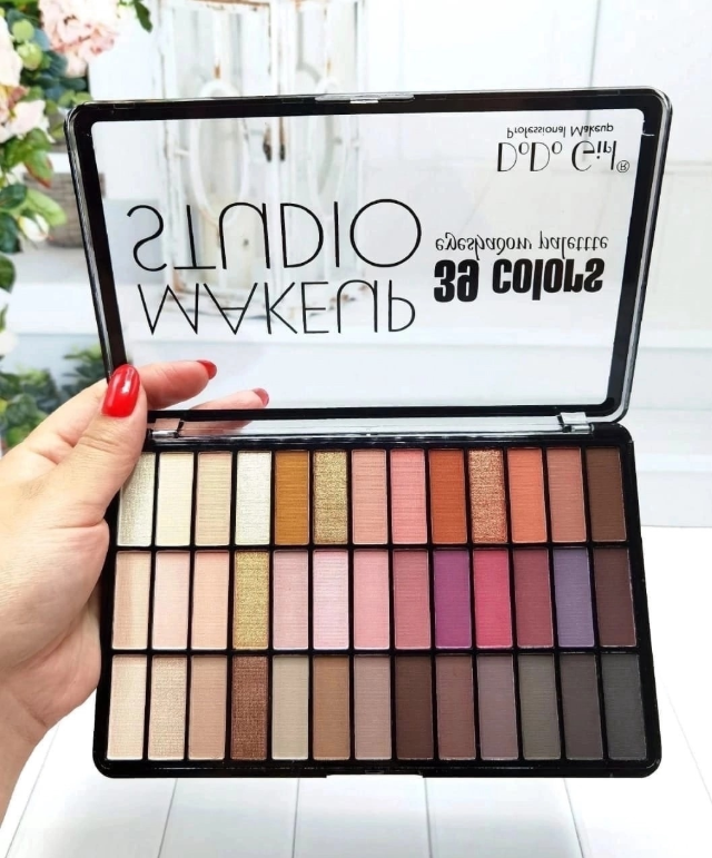 картинка Палетка теней 39 цветов от магазина Одежда+