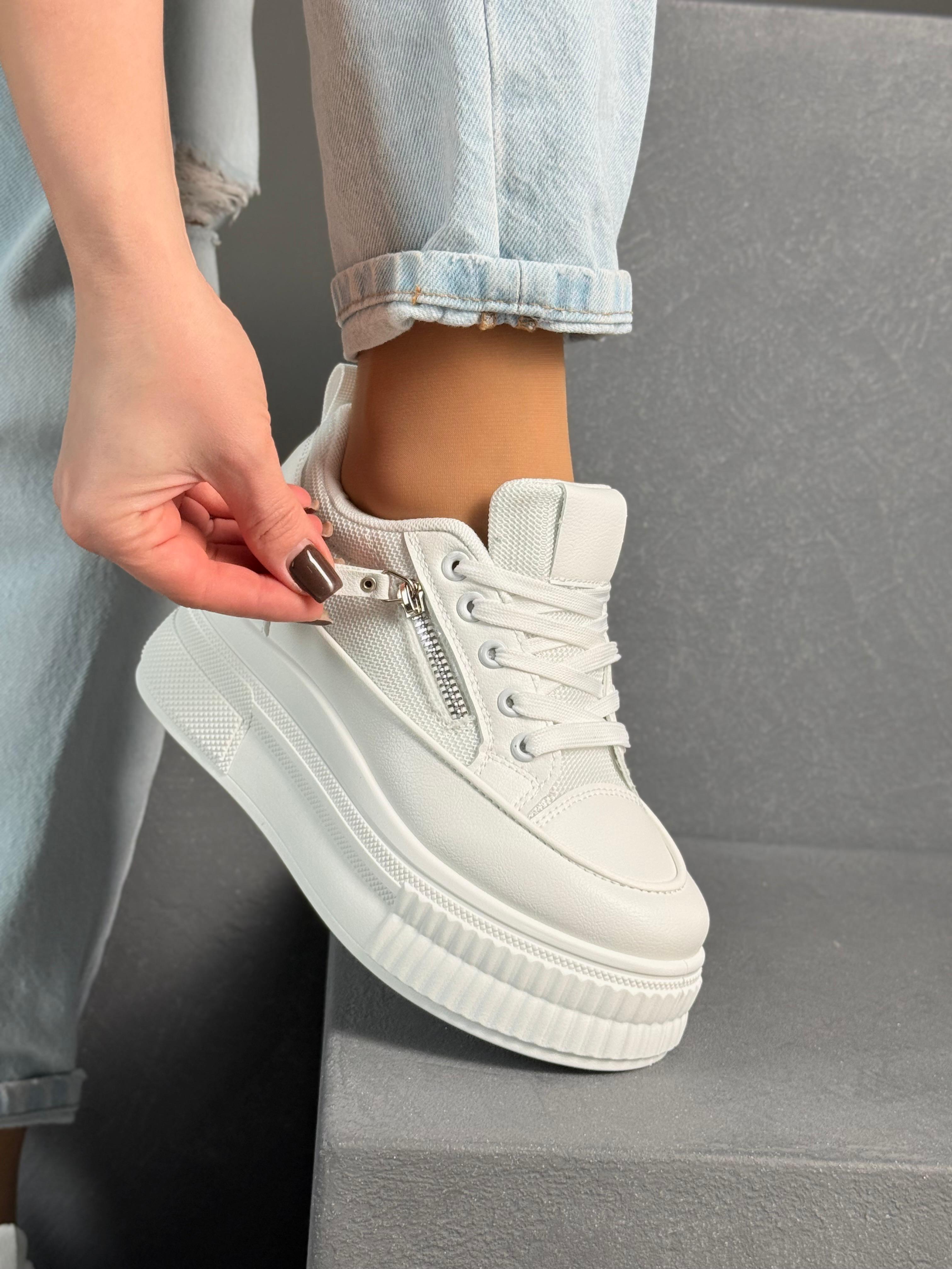 фото весенние женские кроссовки оптом