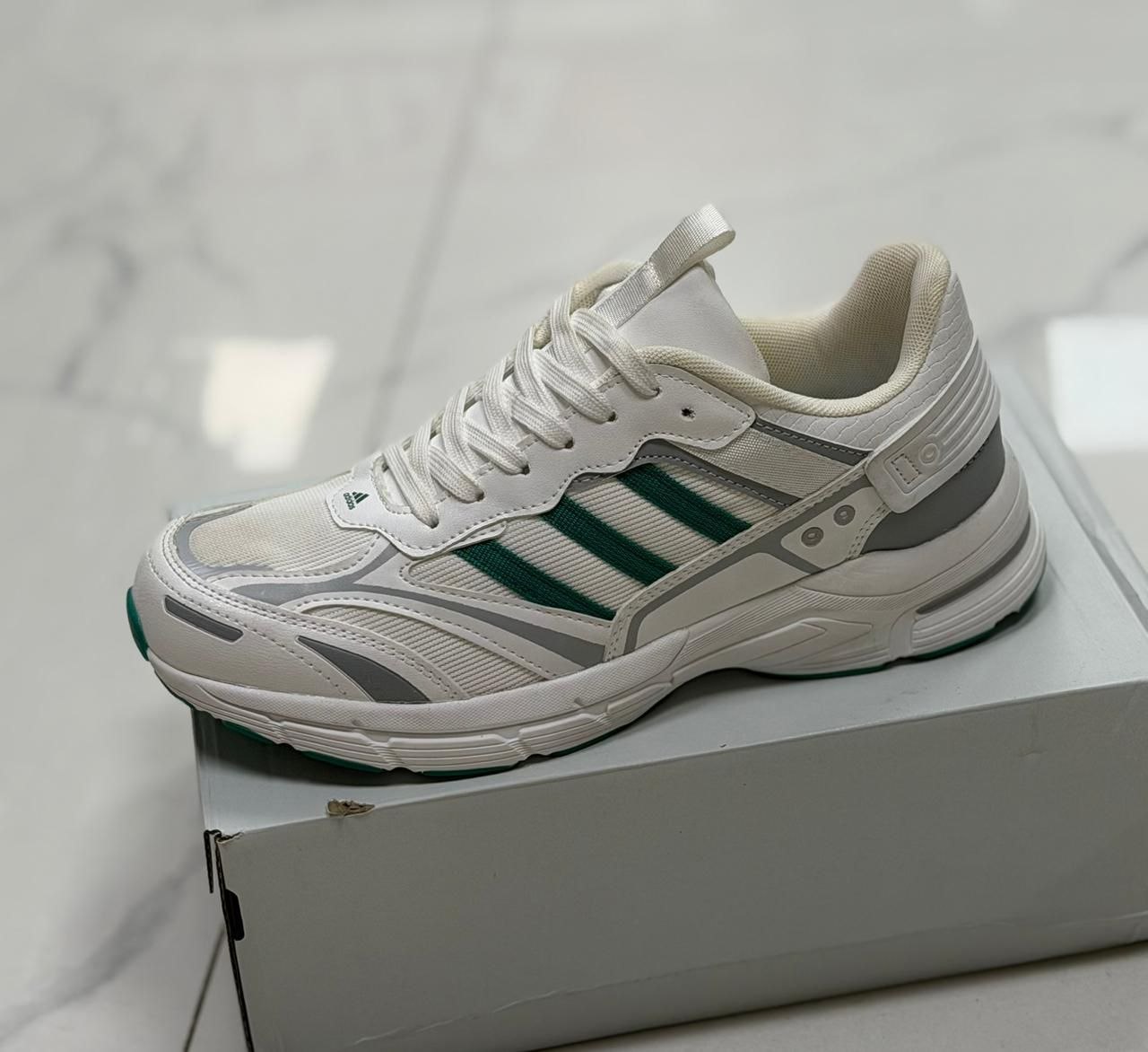 фото весенние мужские кроссовки оптом с доставкой