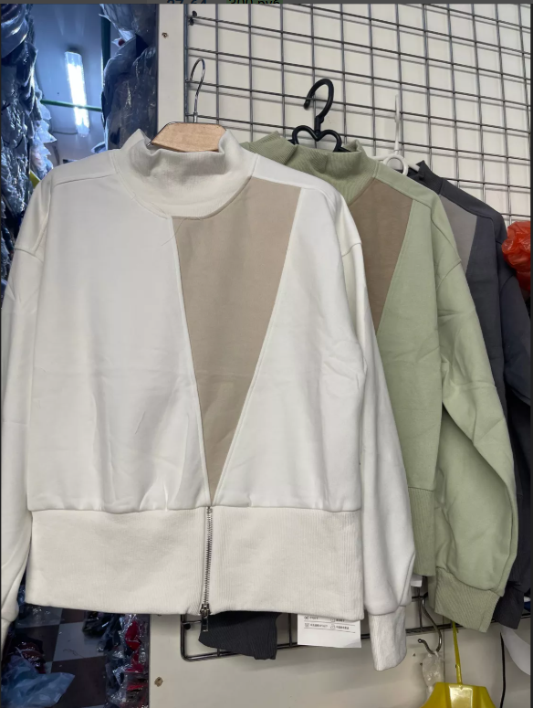 картинка Толстовка от магазина Одежда+