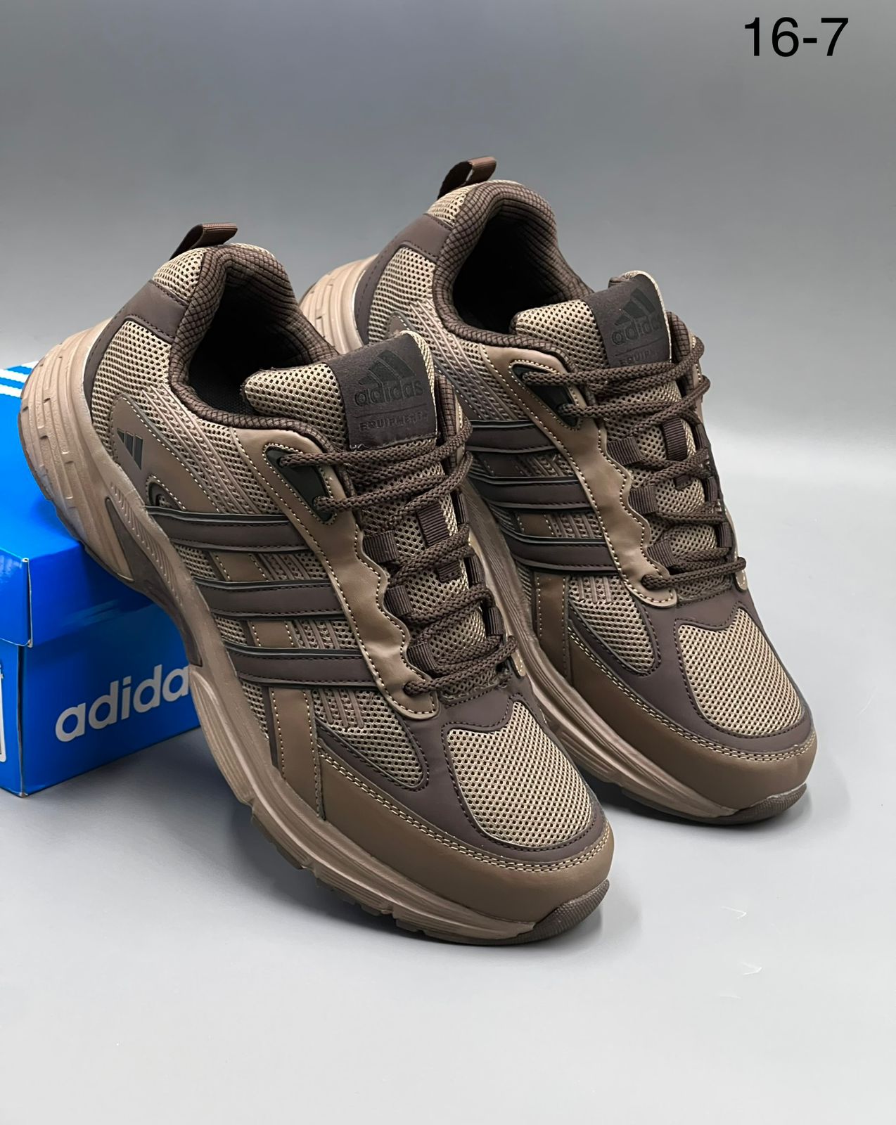 фото весенние мужские кроссовки оптом с доставкой