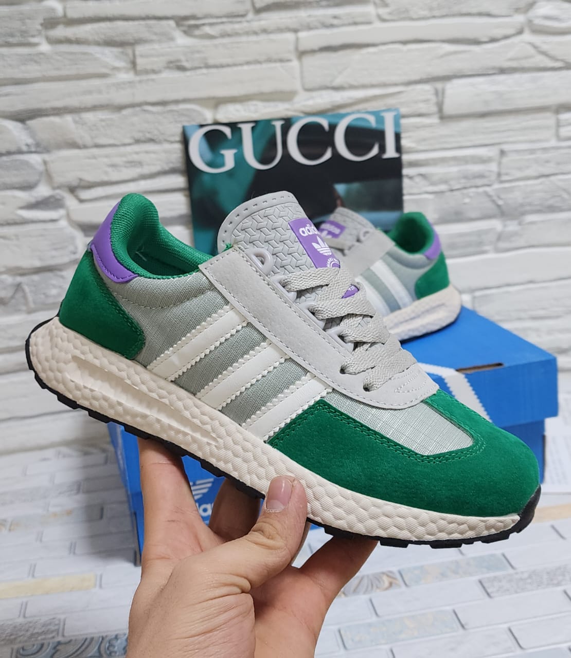 фото весенние женские кроссовки оптом