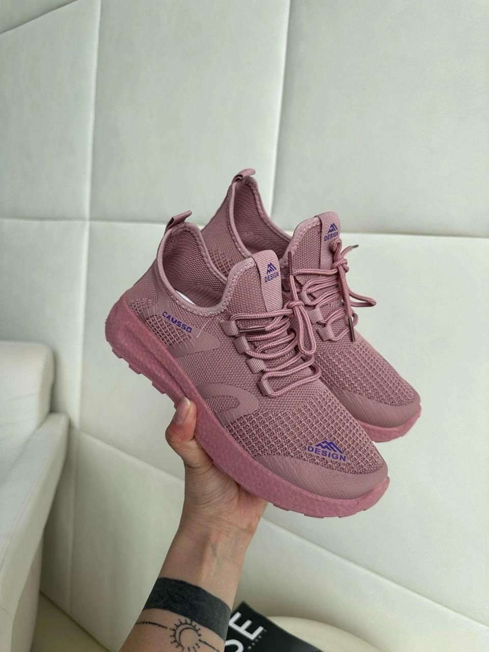 фото весенние женские кроссовки оптом