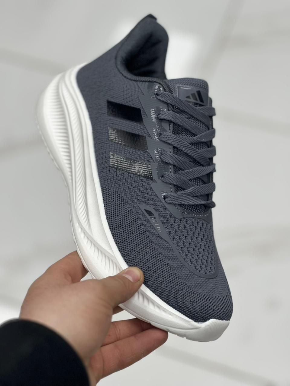 фото весенние мужские кроссовки оптом с доставкой