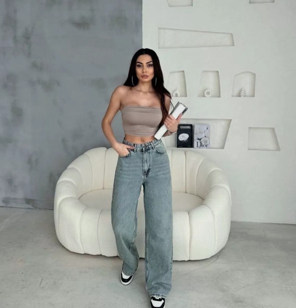 картинка Джинсы багги от магазина Одежда+