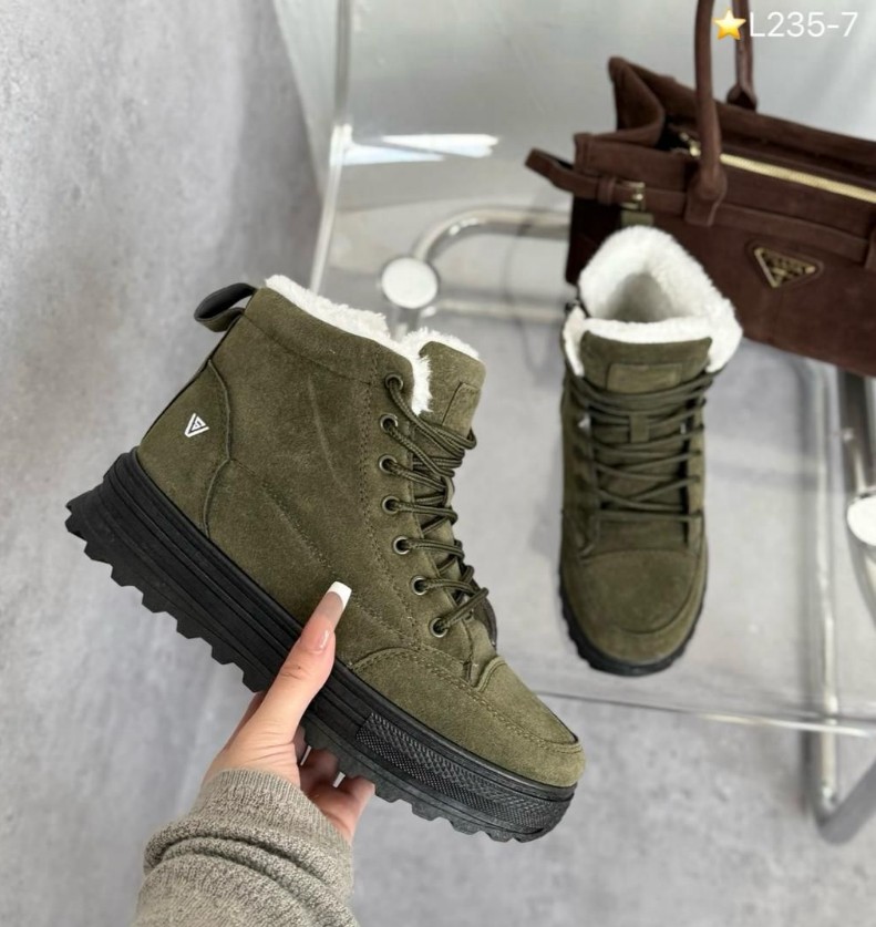 фото зимние женские кроссовки оптом с доставкой