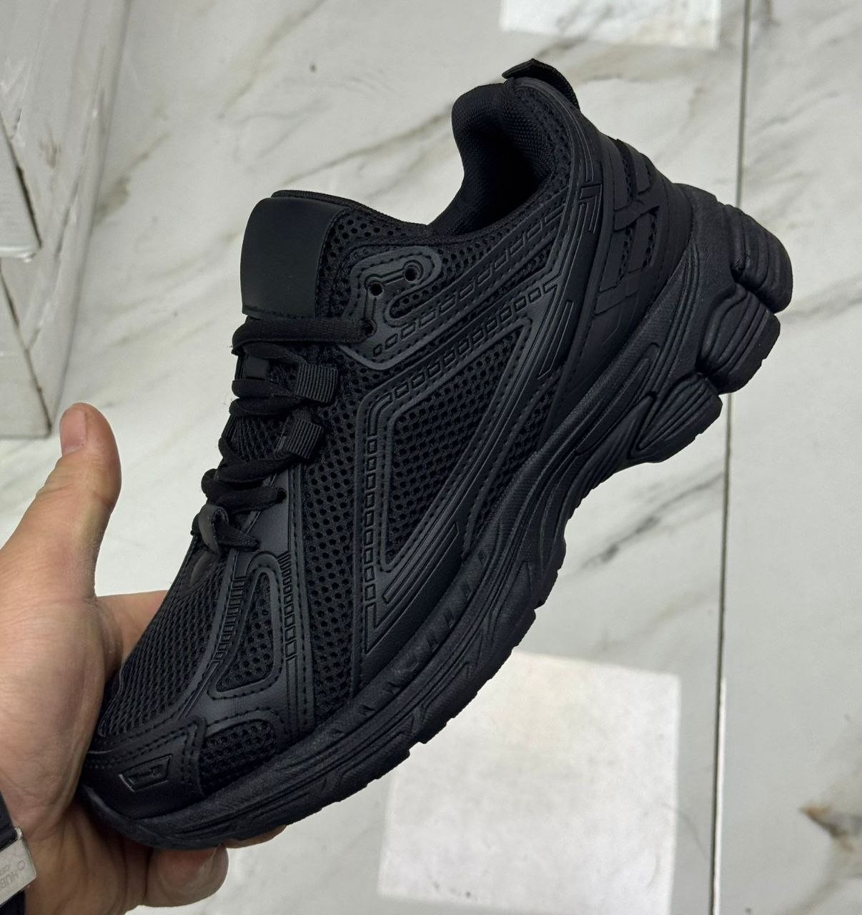 фото весенние мужские кроссовки оптом с доставкой